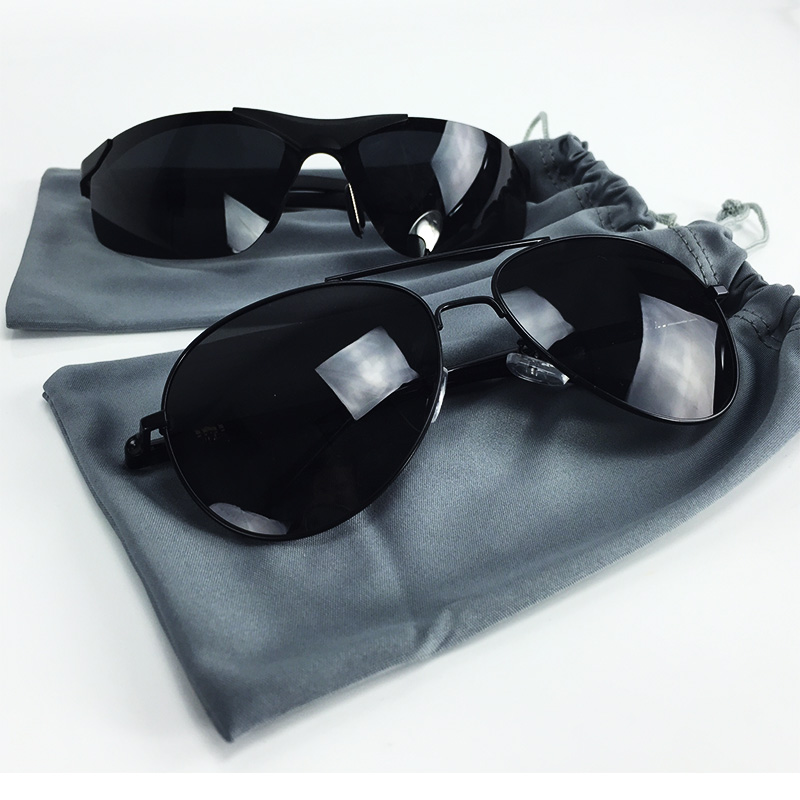 Polarized Sunglasses w/ Microf...